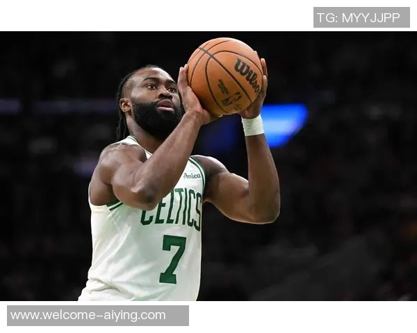 追梦之路：杰伦布朗渴望成为球队核心却面临阵容困境